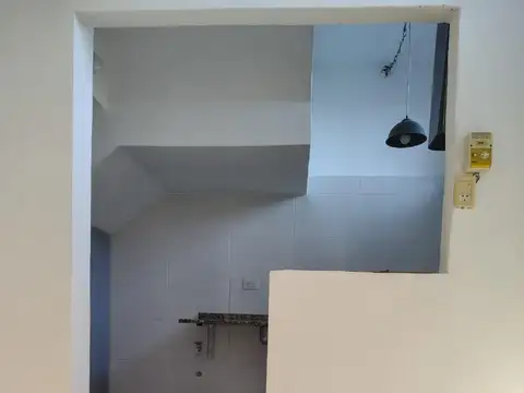 Depto Tipo Casa 2 ambientes con 1 baño