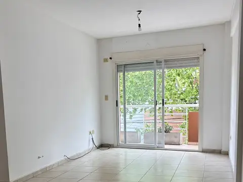 Departamento en alquiler en monte castro