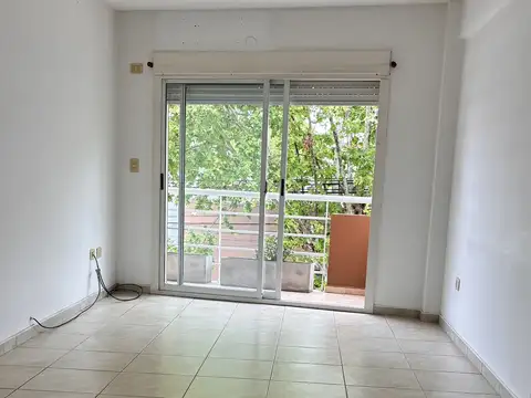 Departamento en Alquiler en Monte Castro, $ 1.000.000
