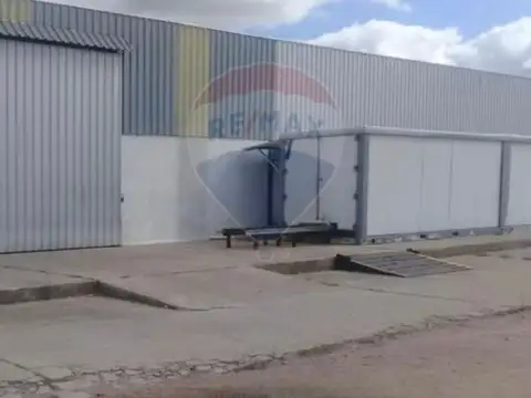 VENTA PREDIO LOGISTICO CON RENTA 7 HÁS Y GALPONES