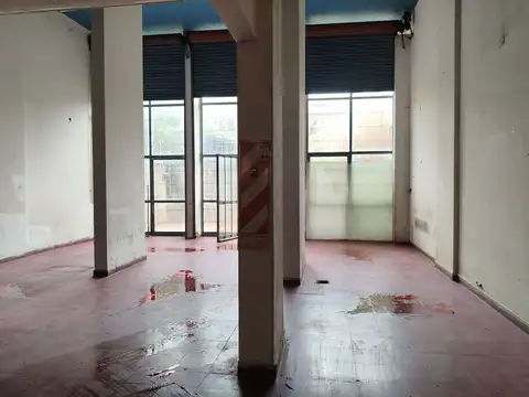 Local en Alquiler 40 años