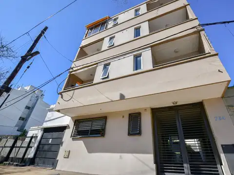 Diagonal 76 e/ 46 y 22 700