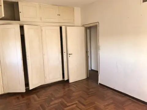 Aristobulo Del Valle 1500, Piso 5