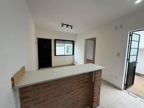 Depto Tipo Casa en Venta de 1 dormitorio