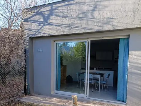 Depto Tipo Casa en Venta con 1 cocheras