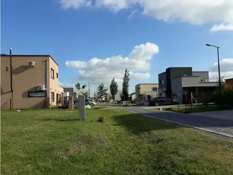 Terreno en Venta de 300,0 m2