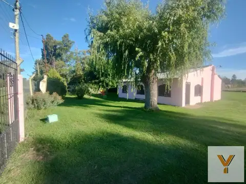 Casas en venta - 2 Dormitorios 2 Baños - Berisso