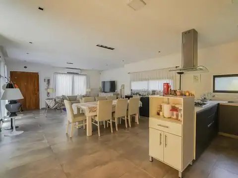 Casa en Venta en Pilar del Este - Santa Emilia, USD 170.000