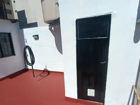Depto Tipo Casa en Venta 50 años