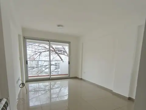 Departamento en Alquiler en Microcentro, $ 700.000