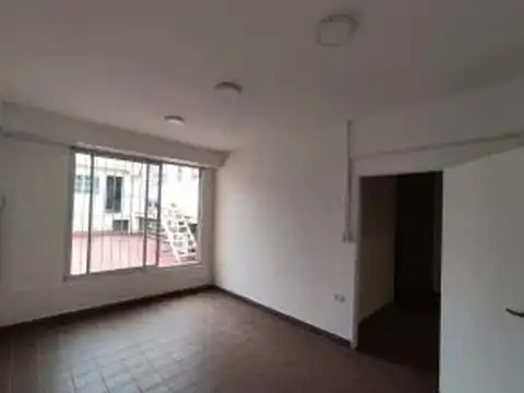 Oficina en Alquiler 35 años