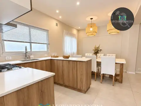 Depto Tipo Casa 4 ambientes con 2 baños