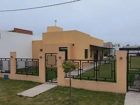 Casa en Pueblo General Belgrano