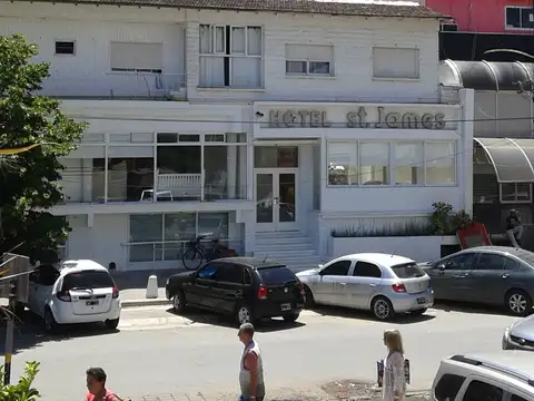 EXCELENTE TERRENO DE 630m2, FRENTE A CENTRO COMERCIAL, PARA DISTINTO DESARROLLOS INMOBILIARIOS