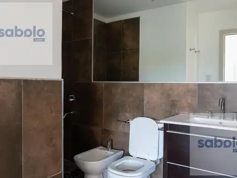 Departamento en Alquiler con 2 cocheras