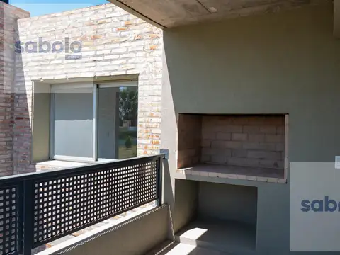 Departamento en Alquiler en Fisherton, $ 800.000