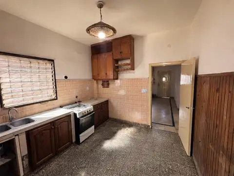 Depto Tipo Casa en Alquiler con 1 cocheras