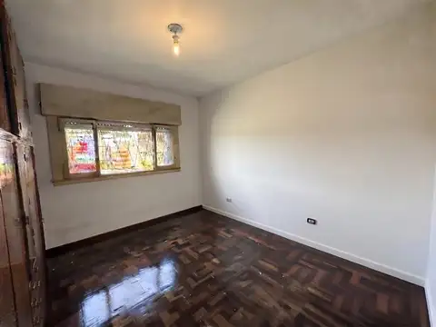 Depto Tipo Casa en Alquiler en Villa Ballester, $ 800.000