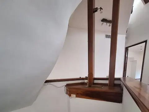 Casa 6 ambientes con 6 baños