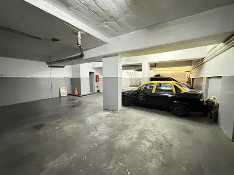 Gurruchaga al 500 Cochera de 6 espacios cubiertos en Venta en Villa Crespo