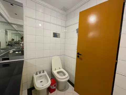 VENTA CASA 3 AMBIENTES MÁS 3 DEPTOS TRUJUI MORENO
