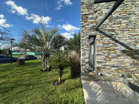 Casa en Alquiler Temporal de 4 dormitorios