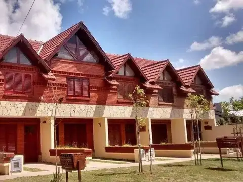 Casa en venta - 3 dormitorios 1 baños - 70mts2 - La Lucila Del Mar