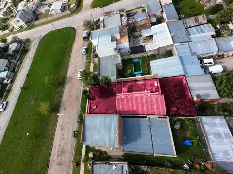 Casa 3 ambientes con 1 baño