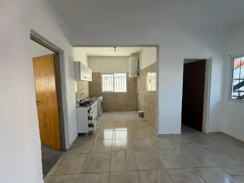 Depto Tipo Casa en Alquiler en Virreyes, $ 480.000