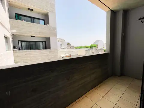 Pedro Calderón De La Barca 3000, Piso 4