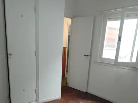 Departamento en Alquiler en Acassuso Vías / Santa Fe, $ 950.000