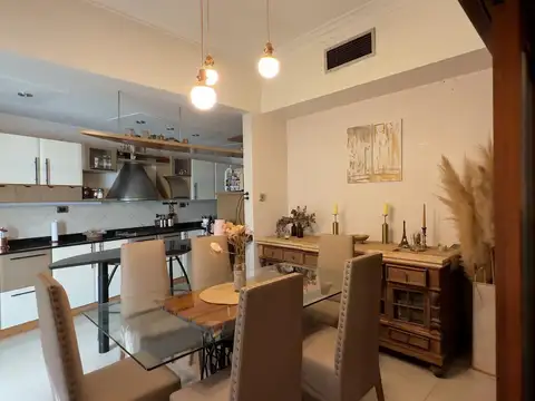 Depto Tipo Casa en Venta con 1 cocheras