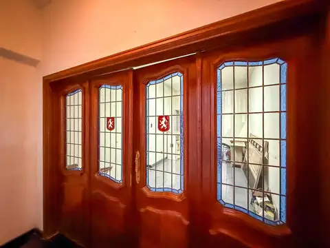 Depto Tipo Casa en Venta de 6 ambientes