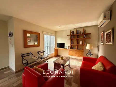 Victor Manuel II 395, Casa 1