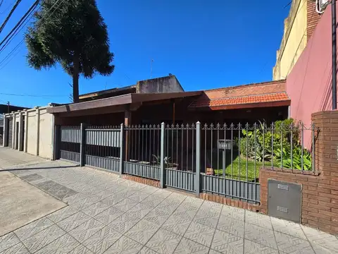 Casa en Venta en Villa Adelina, USD 260.000