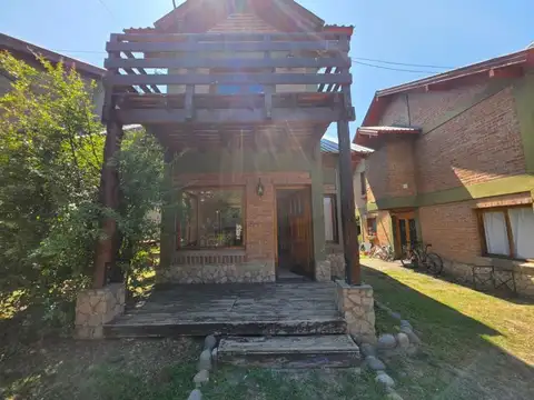 CABAÑA DE 2 DORMITORIOS EN Bº VILLA AYELÉN, ESQUEL, CHUBUT