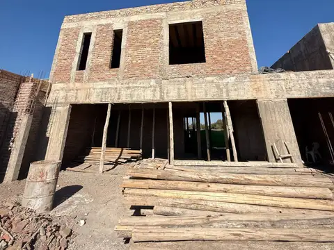 Casa en Venta en Rodeo del Medio, USD 245.000