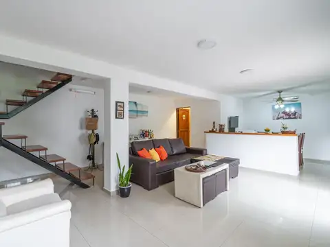 Lima al 2100, Country 16, Pueblo Esther