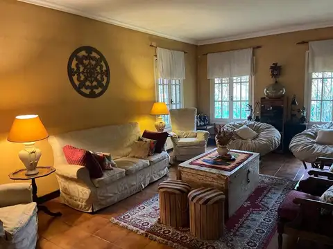 Casa en Venta con 1 cochera