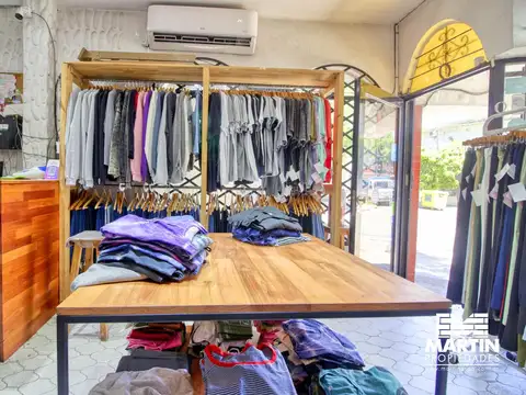 Local en Venta 35 años