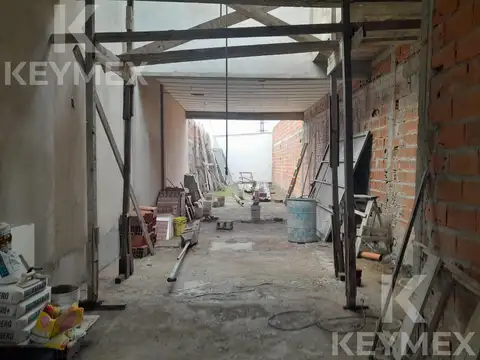 Depto Tipo Casa en Venta en Los Hornos, USD 79.500