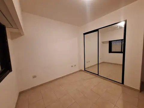 Departamento en Alquiler en Campana, $ 800.000