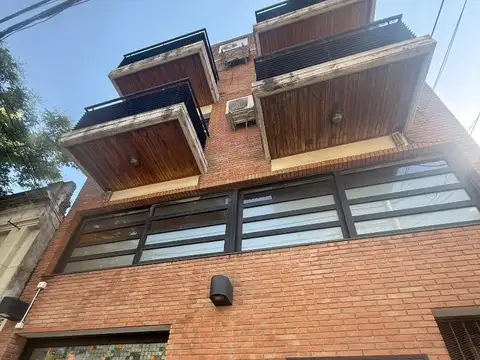 Cardenas 2500, Piso 1