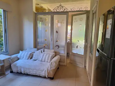 Casa en Venta con 4 cocheras