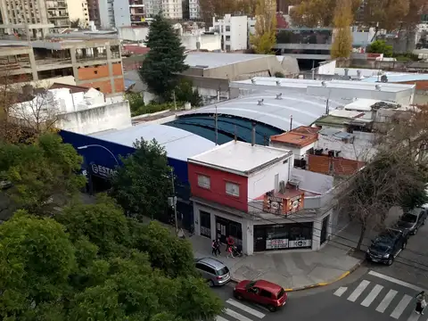 Montañeses 2400, Piso 6