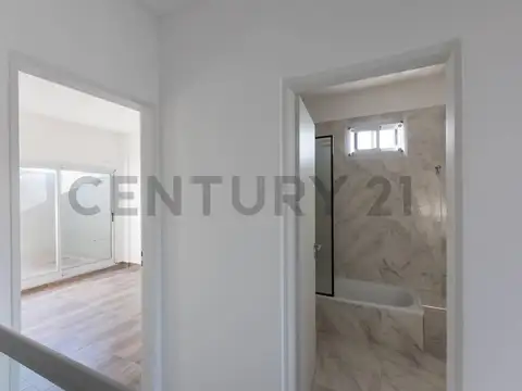Excelente PH de 3 Ambientes en Dúplex con Patio, Parrilla y Balcón a estrenar - LOMA DEL MIRADOR