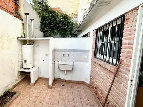 PH 2 ambientes Ramos Mejia con Patio