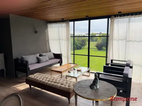 Casa en Alquiler al Norte