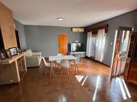 Casa en San Nicolas De Los Arroyos