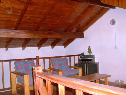 Casa 5 ambientes con 3 baños